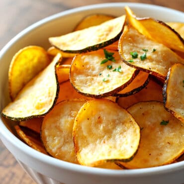 Chips de courgette croustillantes au four